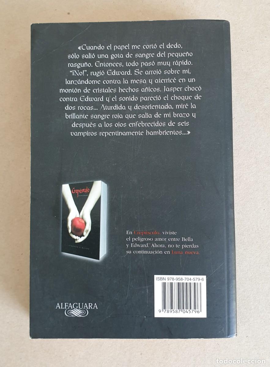 Libros de segunda mano: Luna nueva. Stephenie Meyer. Alfaguara. 2007. - Foto 2
