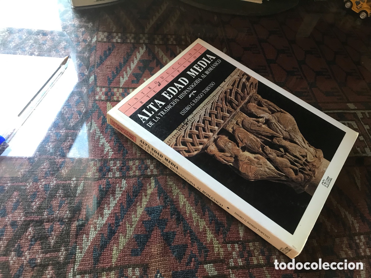 Libros de segunda mano: Alta edad media. De la tradici&oacute;n hispanogoda al rom&aacute;nico. Isidro G. Bango Torviso. S&iacute;lex