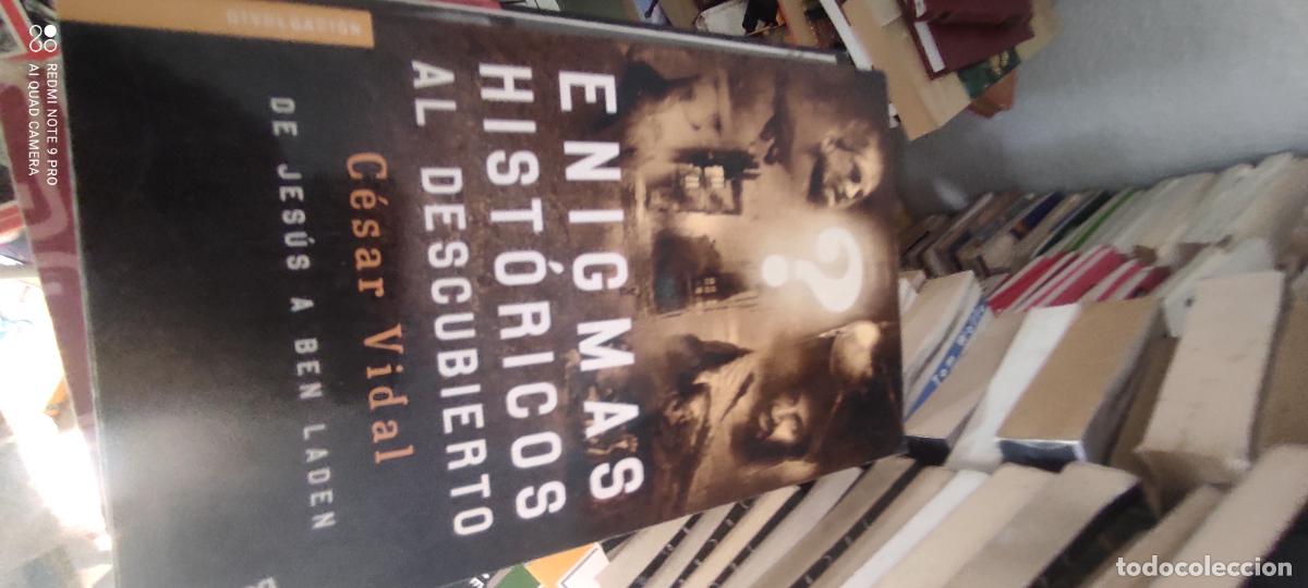 Libros de segunda mano: C&Eacute;SAR VIDAL.- Enigmas hist&oacute;ricos al descubierto. Planeta (2005). 19 cm. 253 p&aacute;ginas. 167 gramos. Enc
