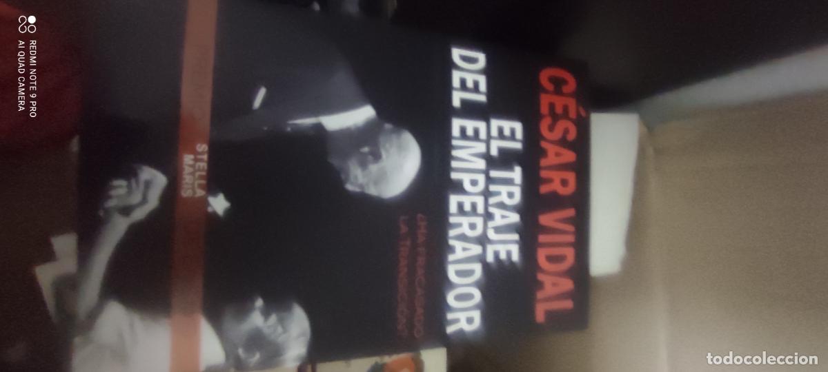 Libros de segunda mano: C&eacute;sar Vidal: El Traje del Emperador