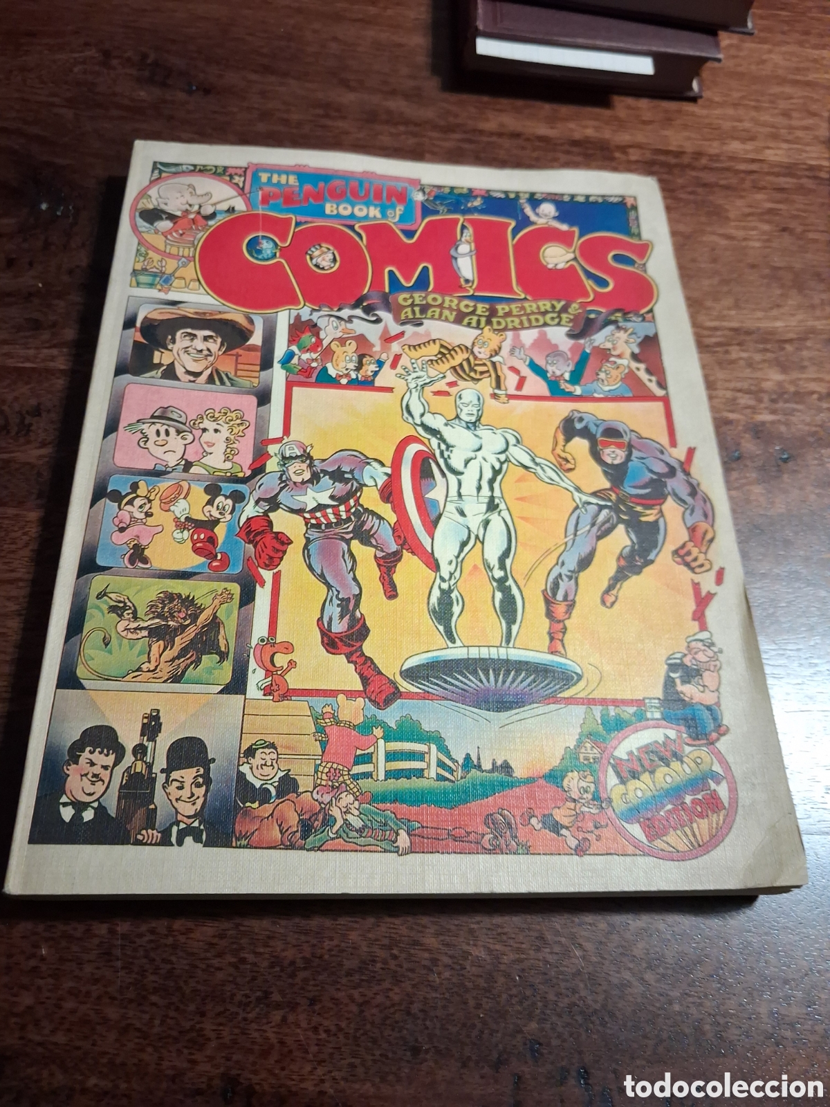 Libros de segunda mano: The Penguin Book of Comics: A Slight History (Soft cover), George Perry; Alan Aldridge