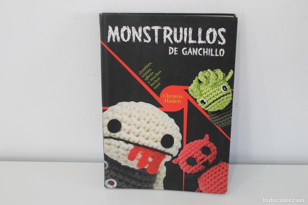 Libros de segunda mano: MONSTRUILLOS DE GANCHILLO CHRISTIE HADEN 2009 - Foto 1