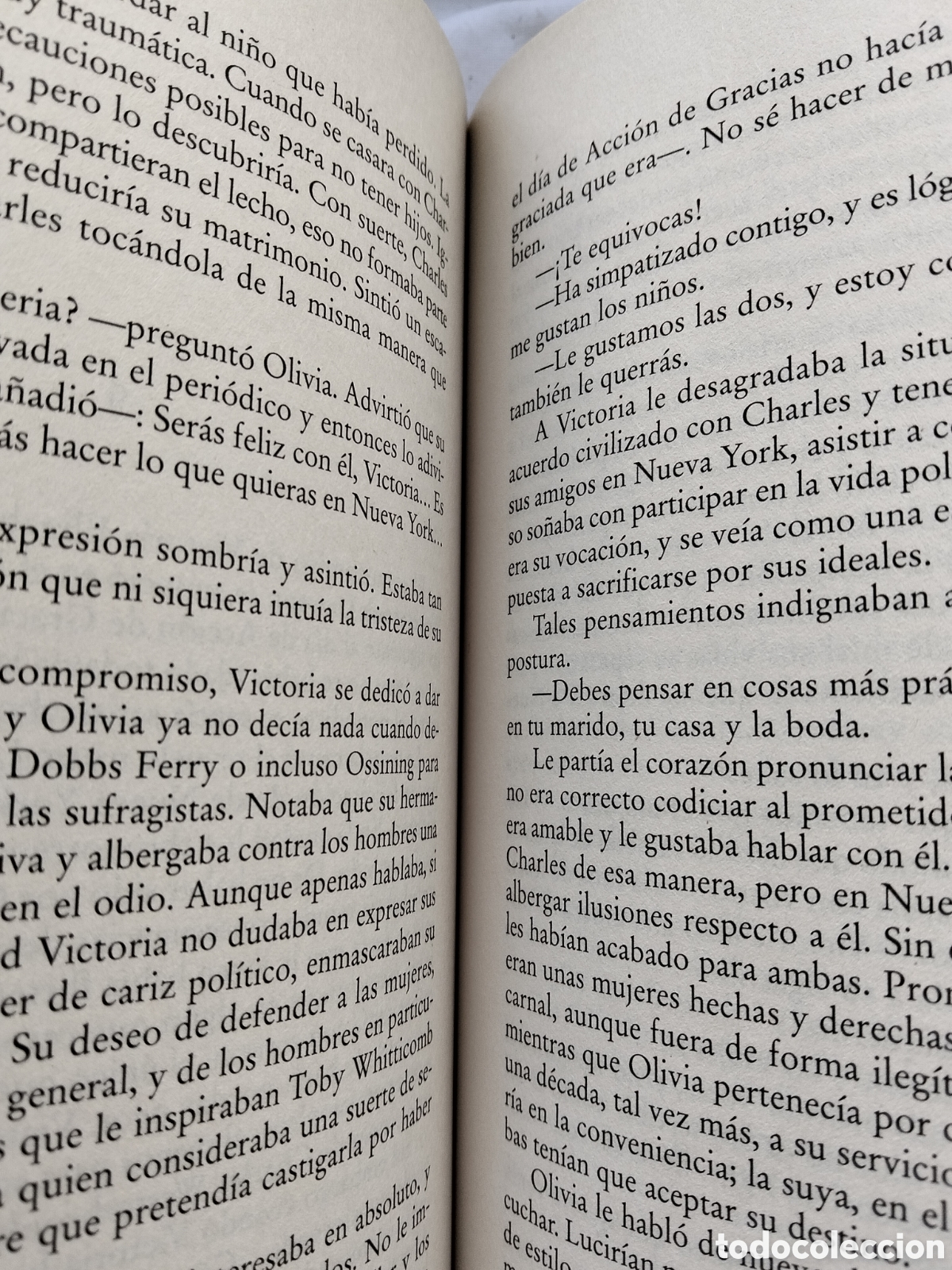 Libros de segunda mano: UNA IMAGEN EN EL ESPEJO DANIELLE STEEL - Foto 2