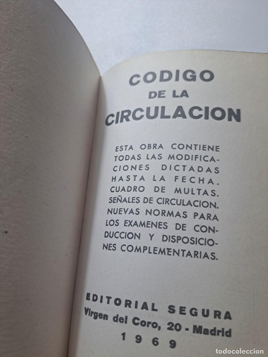 Libros de segunda mano: CODIGO DE LA CIRCULACION EDICION 1969. Con Decreto de Luis Carrero Blanco - Foto 2