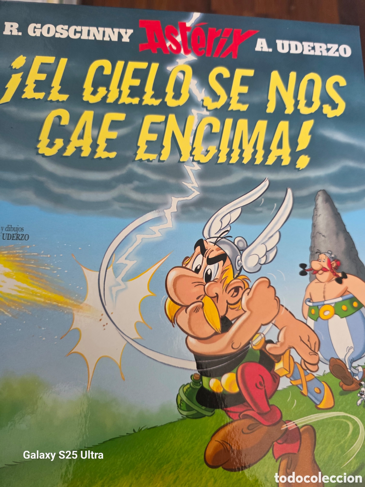Second hand books: ASTERIX EL CIELO SE NOS CAE ENCIMA