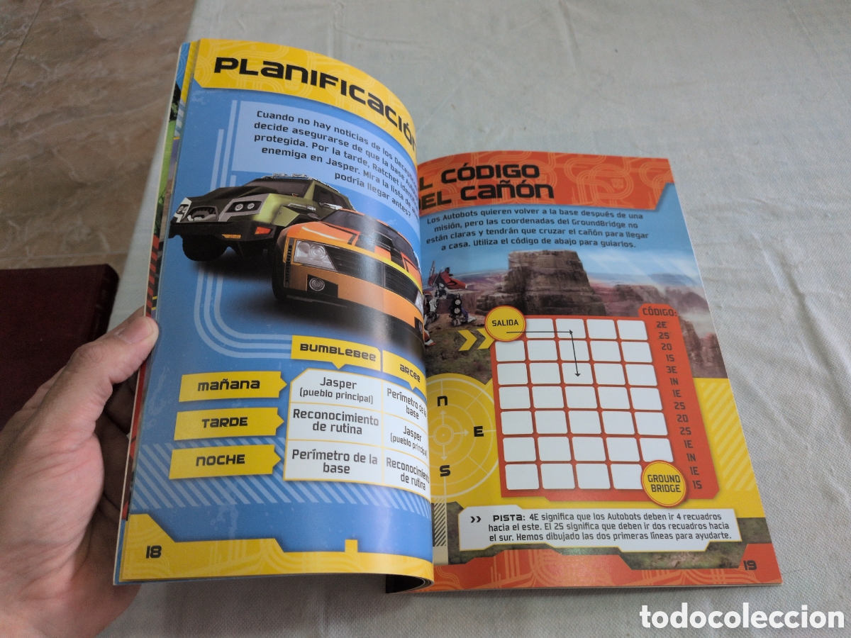 Libros de segunda mano: Libro de actividades. Transformers Prime. Asombrosos autobots. NUEVO - Foto 3