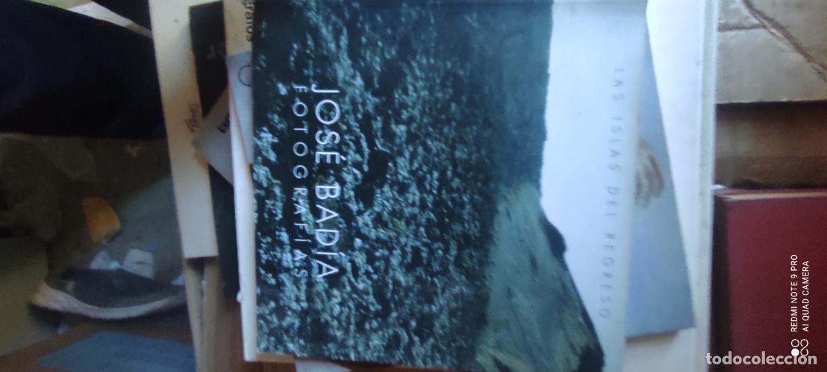 Libros de segunda mano: LAS ISLAS DEL REGRESO. JOSE BADIA FOTOGRAFIAS. GOBIERNO DE CANARIAS 2005