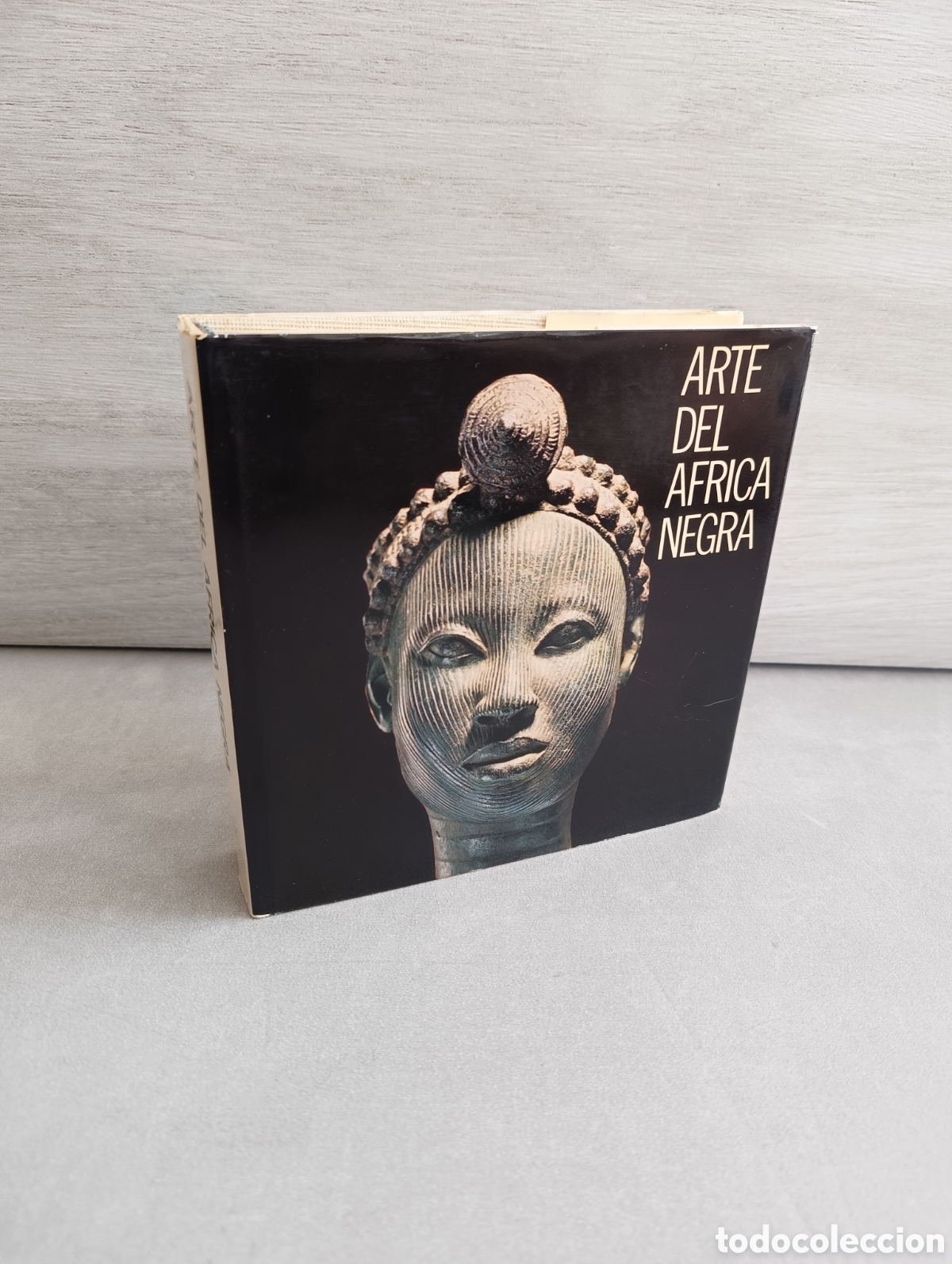 Gebrauchte B&uuml;cher: ARTE DEL &Aacute;FRICA NEGRA. EDICIONES POL&Iacute;GRAFA. 1976