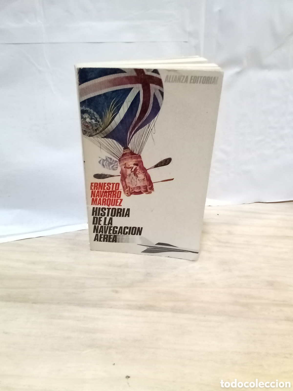 Libros de segunda mano: Enersto navarro M&aacute;rquez historia de la navegaci&oacute;n aerea