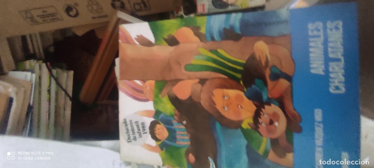 Libros de segunda mano: Animales charlatanes , Carmen V&aacute;zquez Vigo, Noguer, 1980