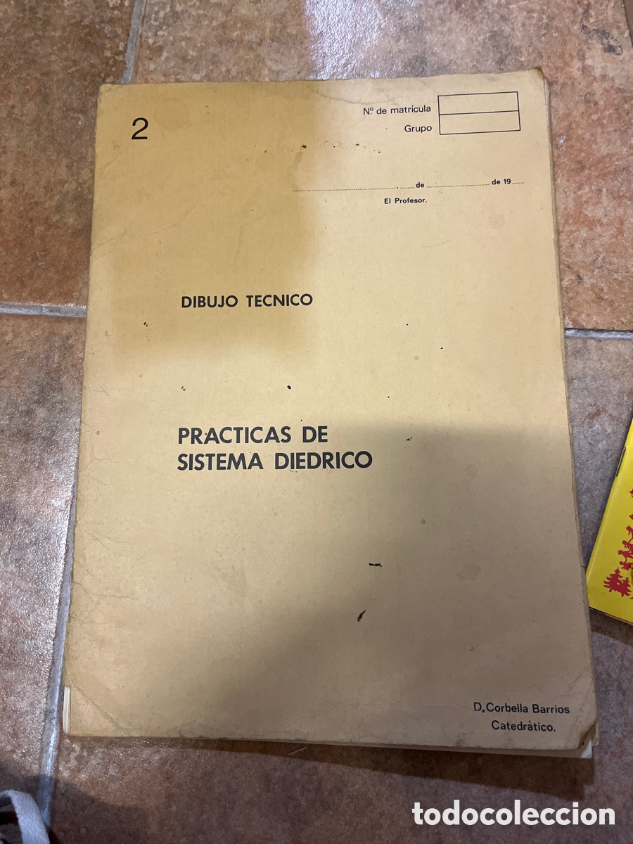 Libros de segunda mano: Blas87A carpeta dibujo t&eacute;cnico antigua. Practicar de sistema diedrico