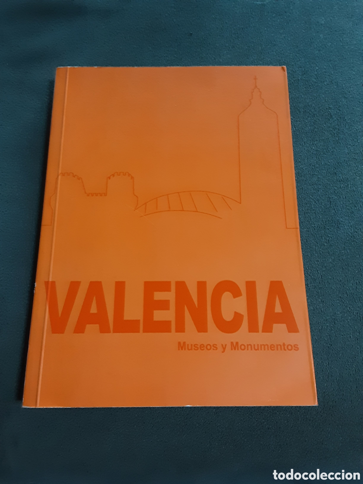 Libros de segunda mano: VALENCIA MUSEOS Y MONUMENTOS POR JORGE HERMOSILLA 2007