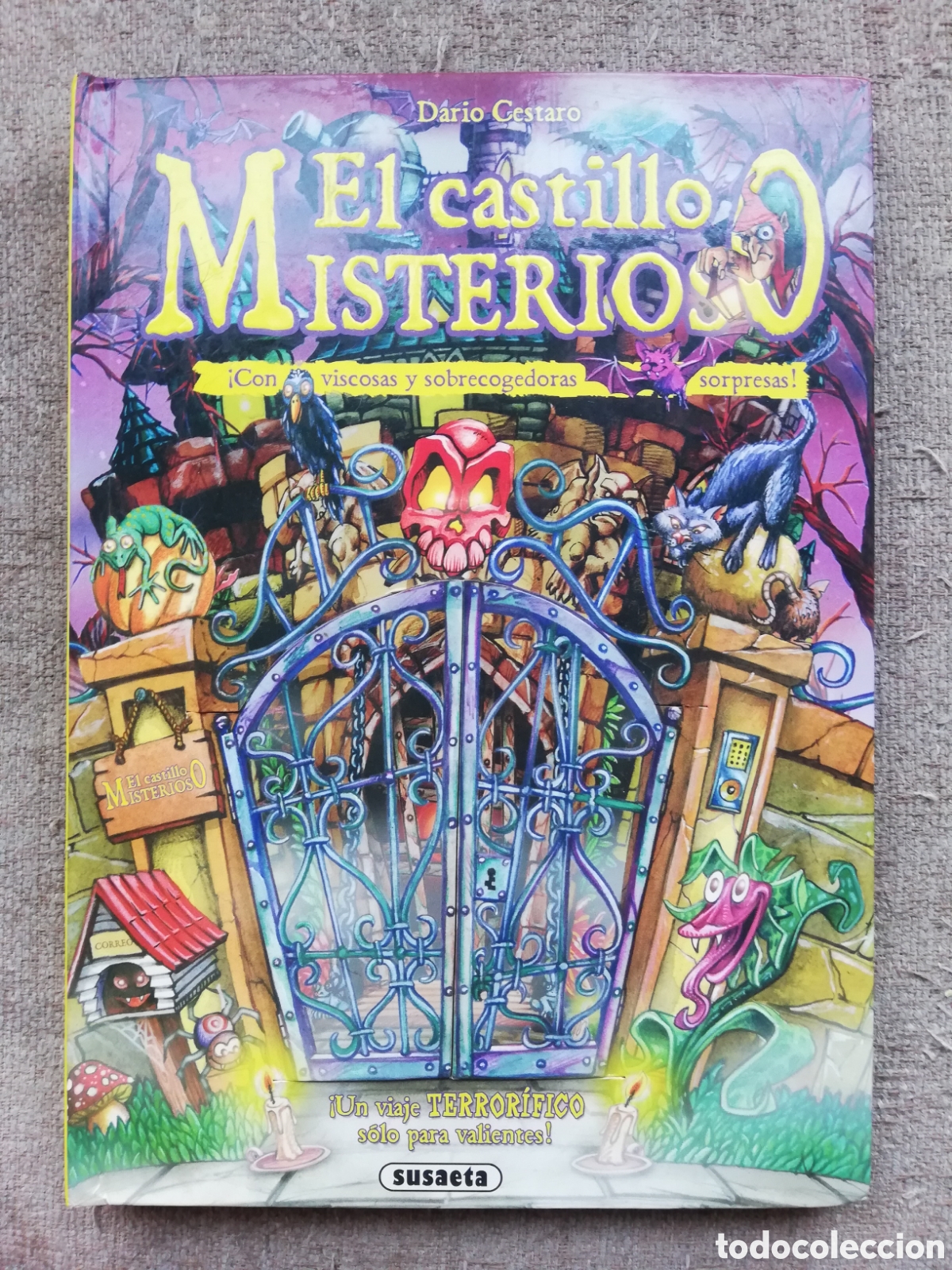 Second hand books: El castillo misterioso, de Dario Cestaro. Libro Pop-Up de terror infantil