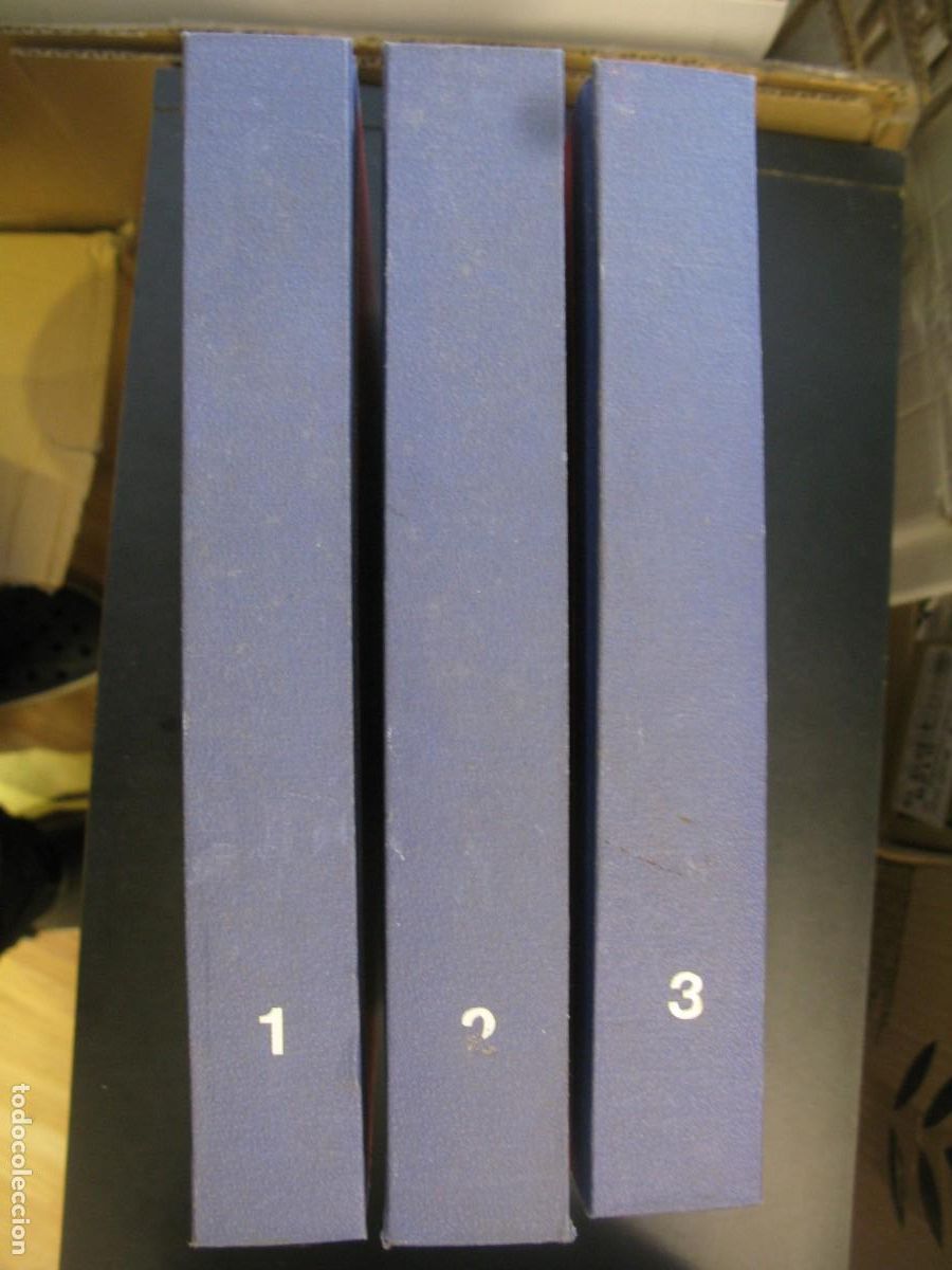 Second hand books: RESVISTA POLICIA ARMADA NUMEROS DEL 48 AL 81 3 TOMOS ENCUADERNADAS