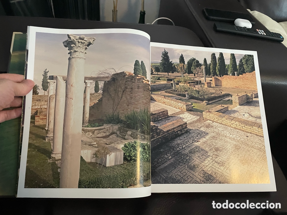 Libros de segunda mano: La bellesa captiva Jardins - Foto 4