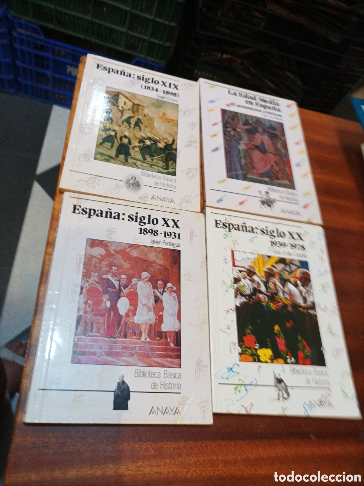 Libros de segunda mano: HISTORIA DE ESPA&Ntilde;A.4VOLUMENES :S.XIX(1834-98),EDAD MEDIA,S.XX(1898-31)(,1939-1978).ANAYA.