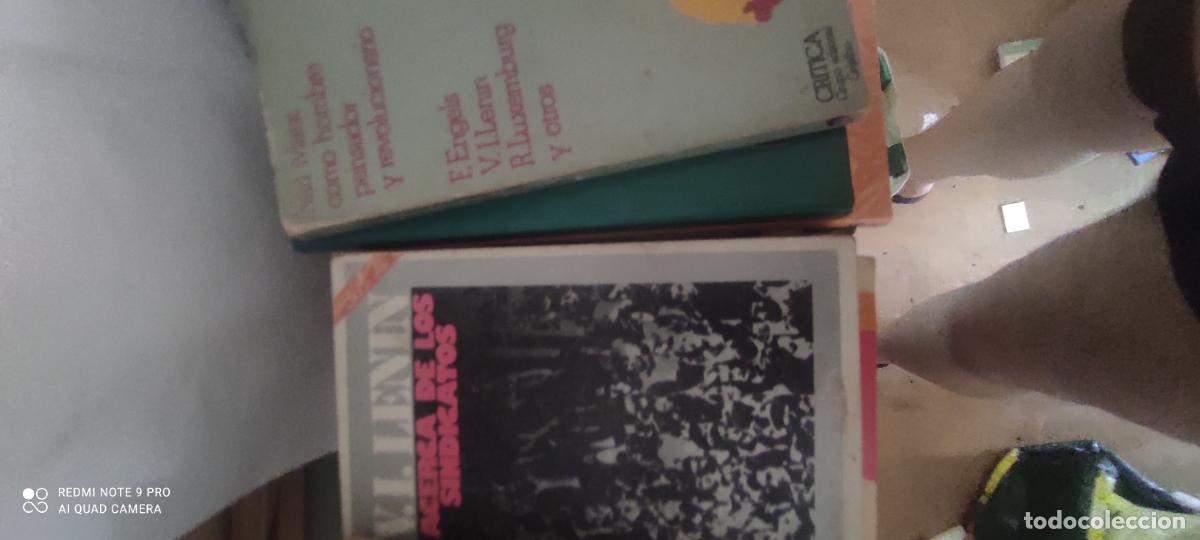 Libros de segunda mano: ACERCA DE LOS SINDICATOS. V.I. LENIN. AKAL 1974.