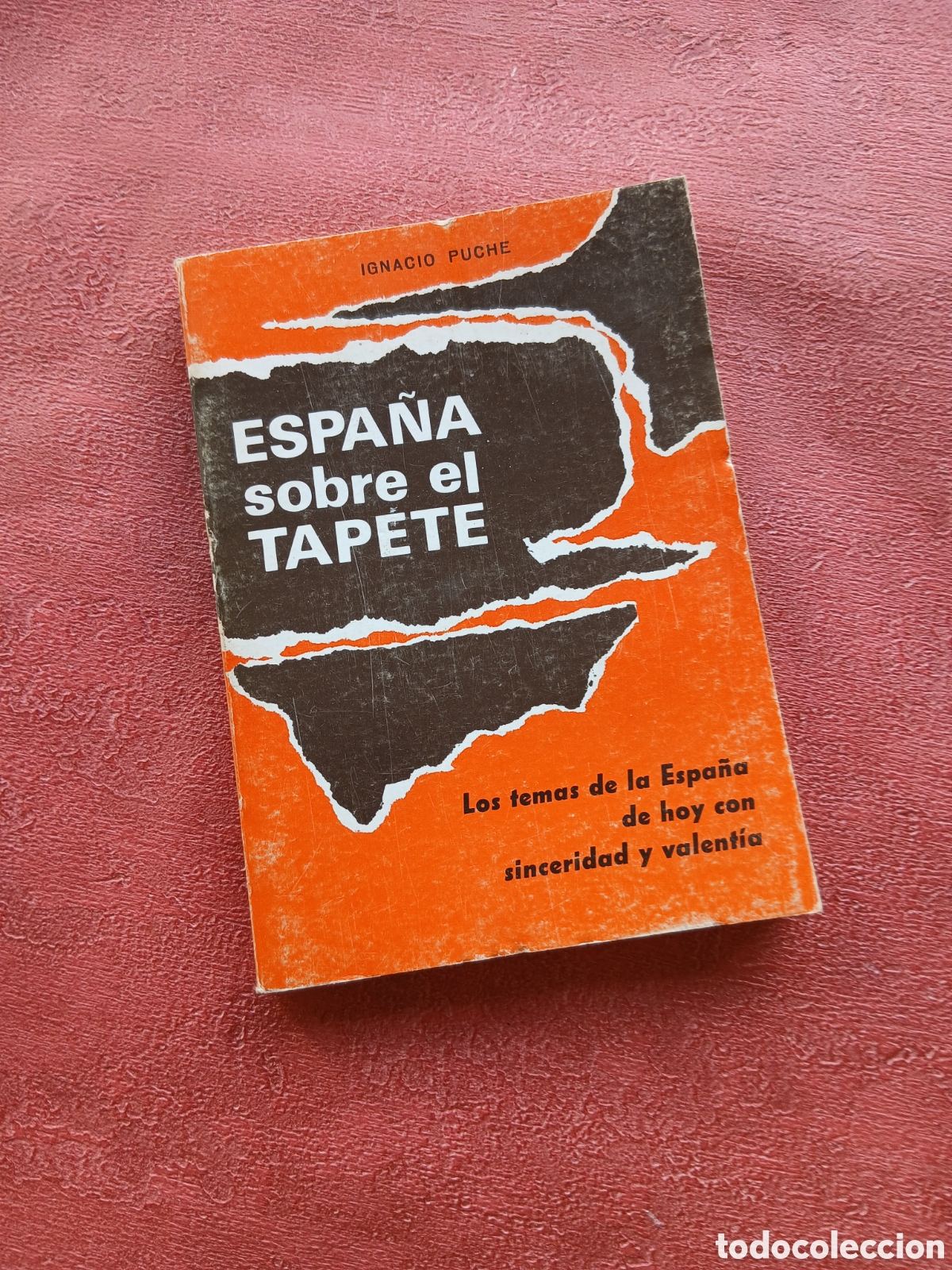 Libros de segunda mano: Espa&ntilde;a sobre el tapete. Ignacio Puche.