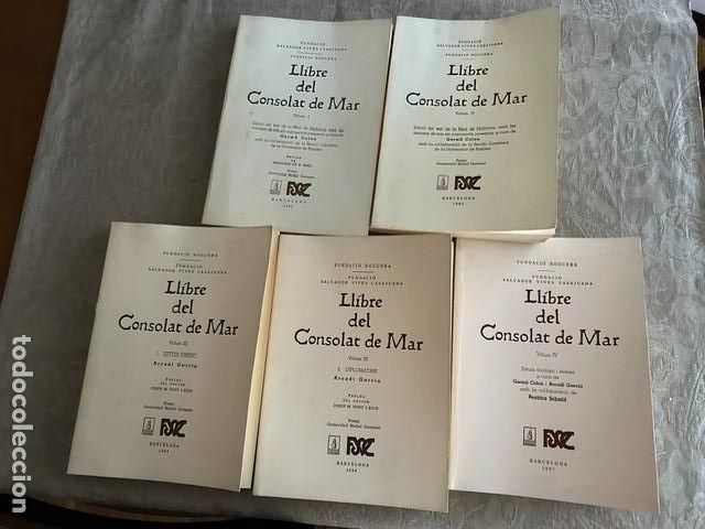 Libros de segunda mano: Llibre del Consolat de Mar. Germ&agrave; Colon-Arcadi Garcia. V volums.