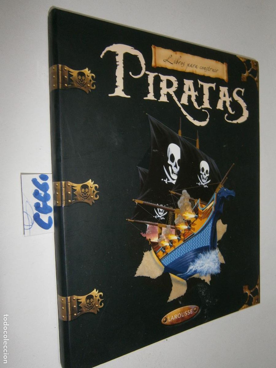 Libros de segunda mano: LIBROS PARA CONSTRUIR - PIRATAS