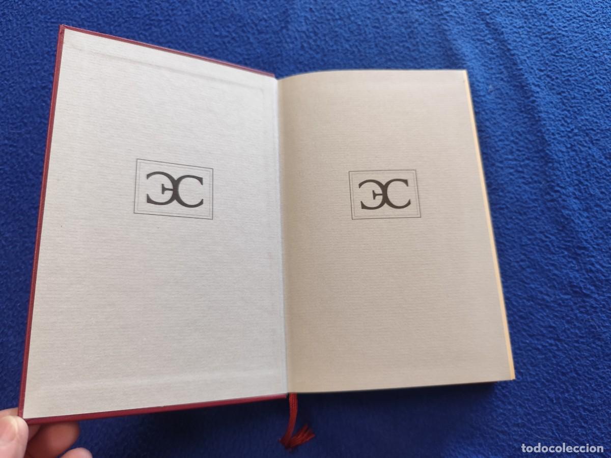 Libros de segunda mano: Poema de Mio Cid An&oacute;nimo Ed. Castalia 2001 - Foto 4