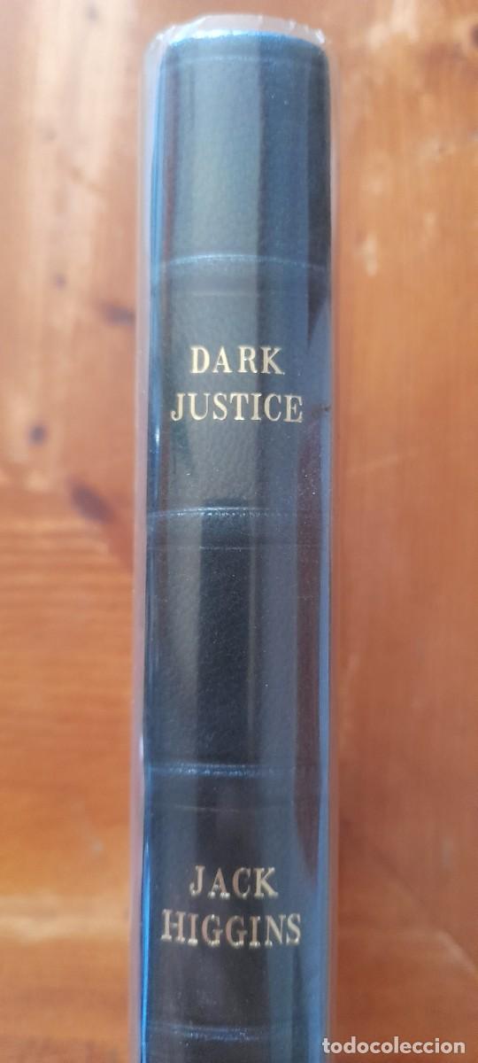 Libros de segunda mano: Dark Justice par Jack Higgins ( num&eacute;rot&eacute; et sign&eacute; ) - Foto 3