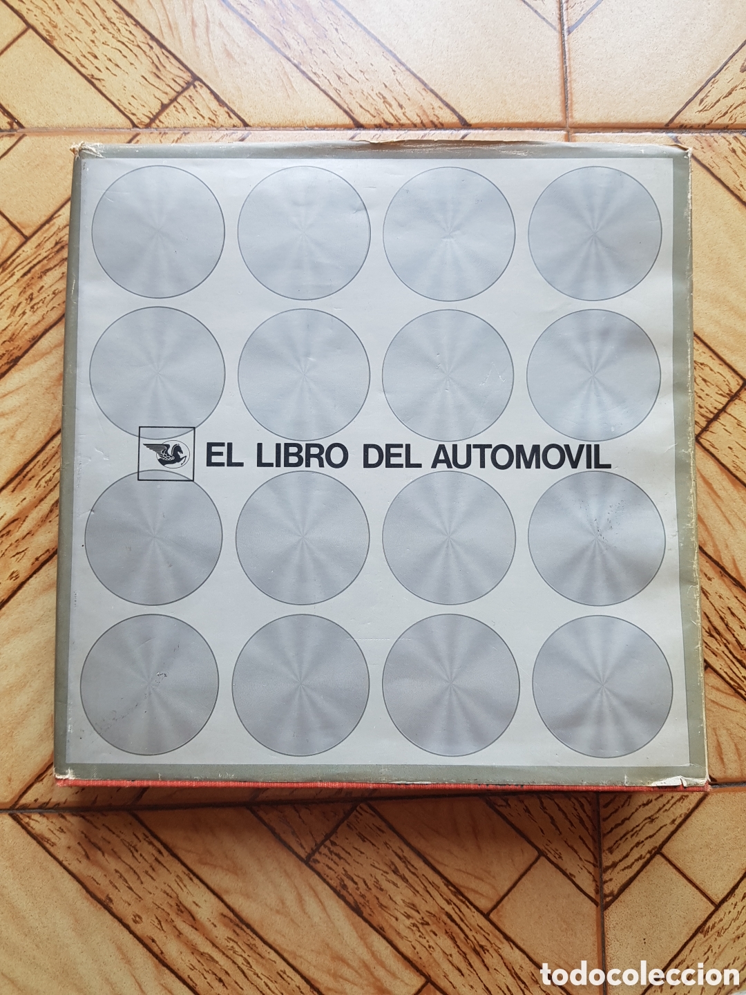 Libros de segunda mano: El libro del autom&oacute;vil. Vega - Foto 1