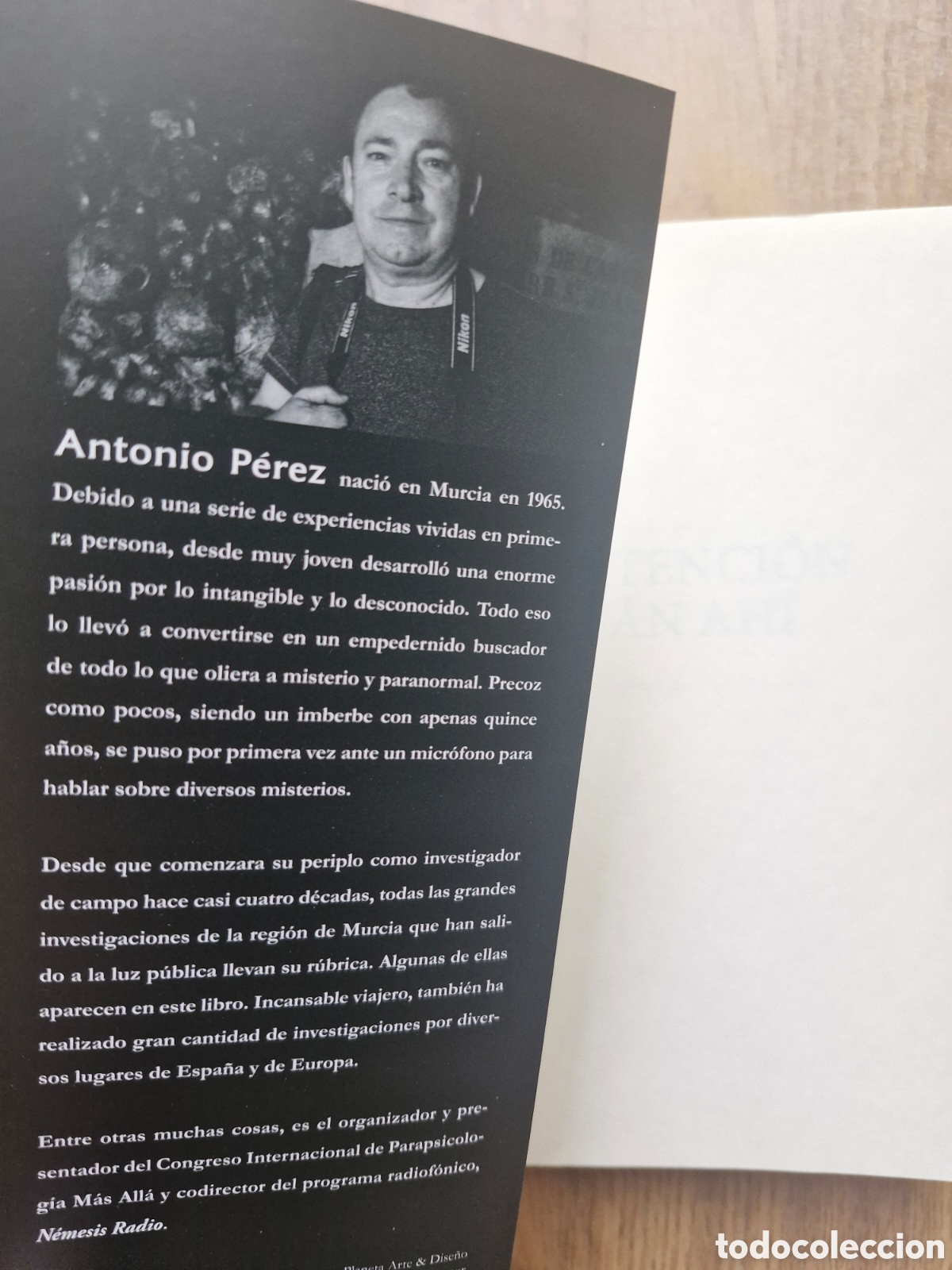 Libros de segunda mano: PON ATENCI&Oacute;N, EST&Aacute;N AH&Iacute; - Antonio P&eacute;rez - Foto 2