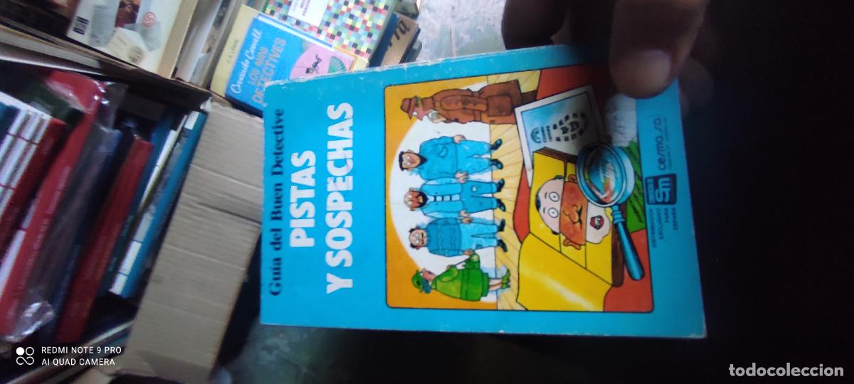Libros de segunda mano: Pistas y sospechas - Gu&iacute;a del buen detective - Anne Civardi - Ediciones Plesa (1980)