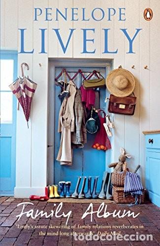 Second hand books: Family Album: Cpe Set Text 2016 - Lively, Penelope - Penguin Books - Narrativa