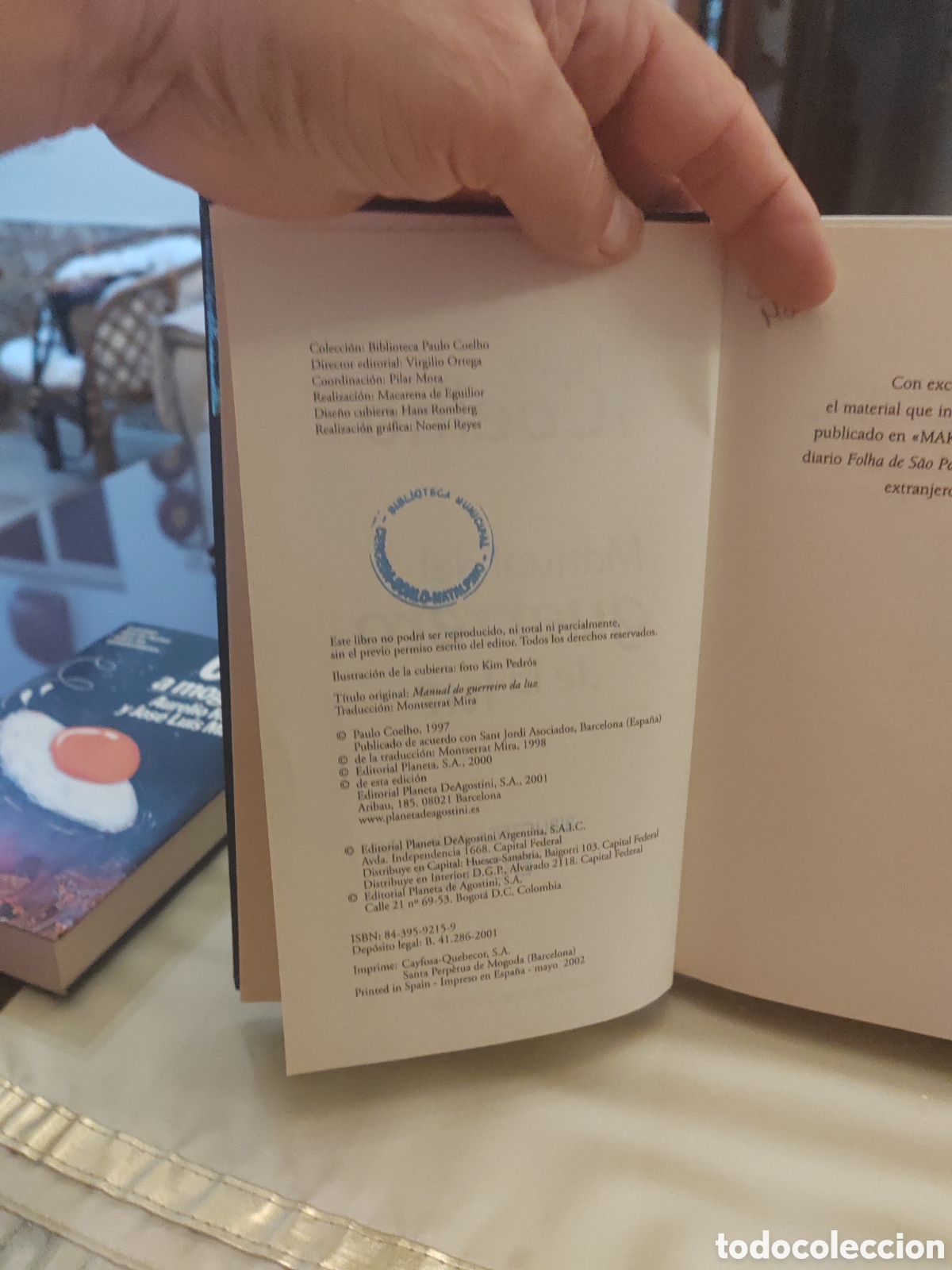 Libros de segunda mano: Manual del guerrero de la luz ,2001. - Foto 3
