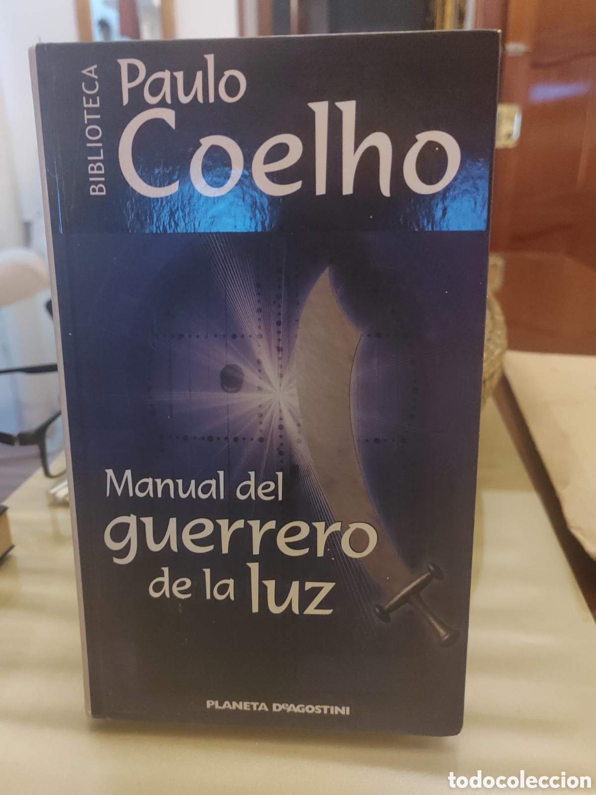 Libros de segunda mano: Manual del guerrero de la luz ,2001.
