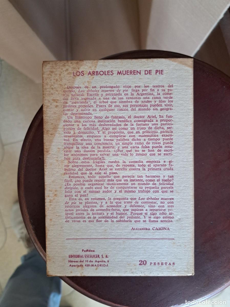 Libros de segunda mano: LOS ARBOLES MUEREN DE PIE - Foto 2