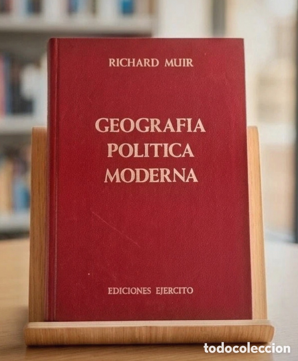 Libros de segunda mano: Geograf&iacute;a Pol&iacute;tica Moderna de Richard Muir