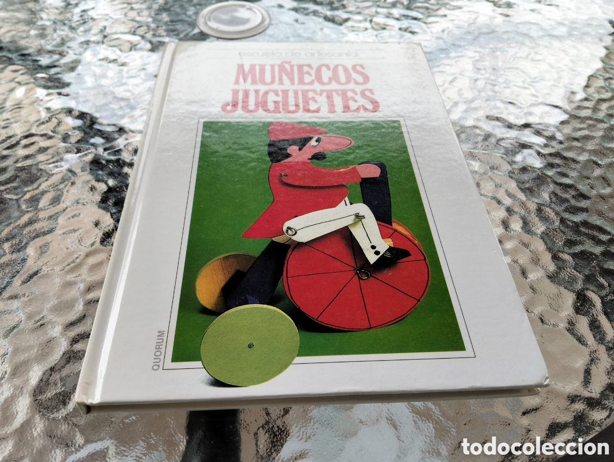 Libros de segunda mano: Mu&ntilde;ecos juguetes. Quorum - Foto 1