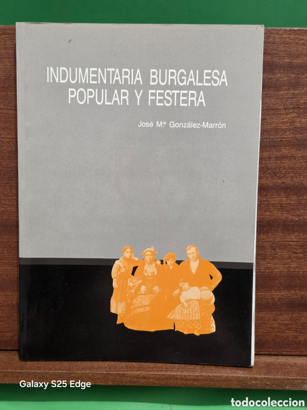 Libri di seconda mano: &rdquo;&rdquo;INDUMENTARIA BURGALESA POPULAR Y FESTERA&rdquo;&rdquo;...JOSE M. GONZALEZ MARR&Oacute;N...1989...