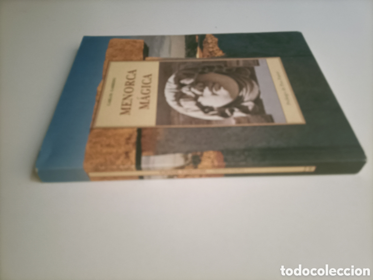 Libros de segunda mano: Menorca m&aacute;gica Carlos Garrido - Foto 1