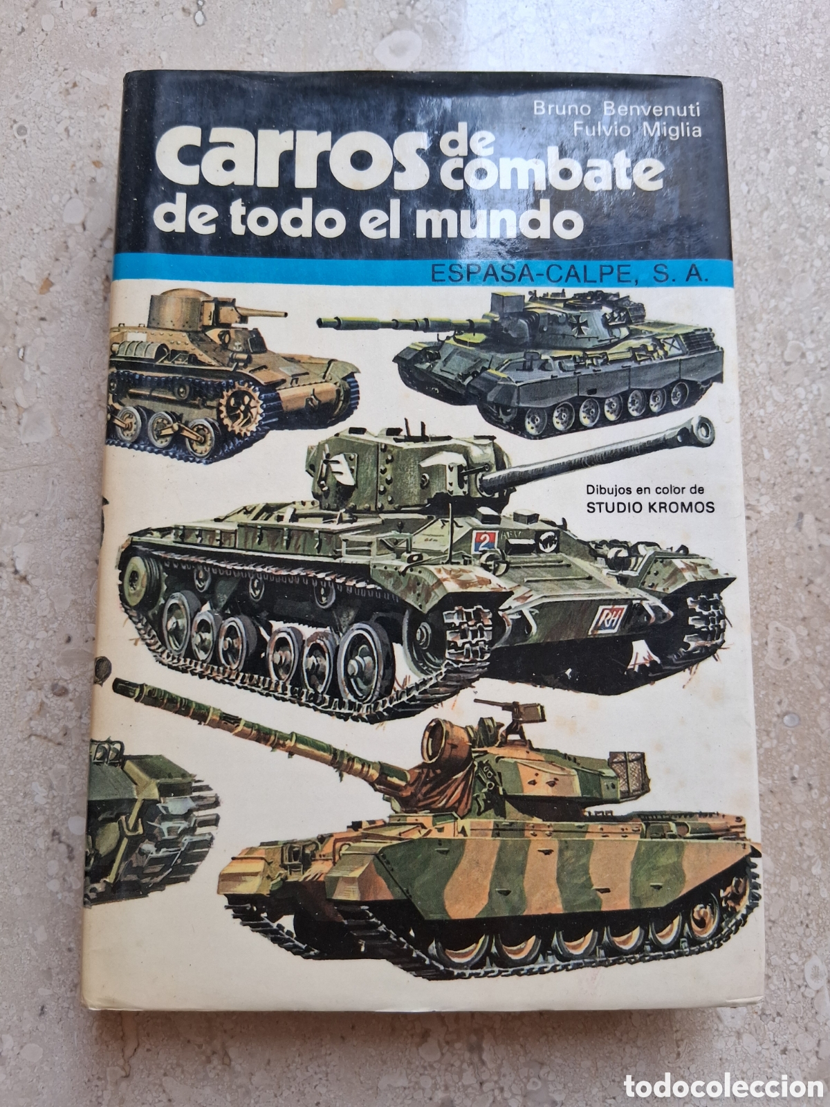 Libros de segunda mano: Carros de combate de todo el mundo