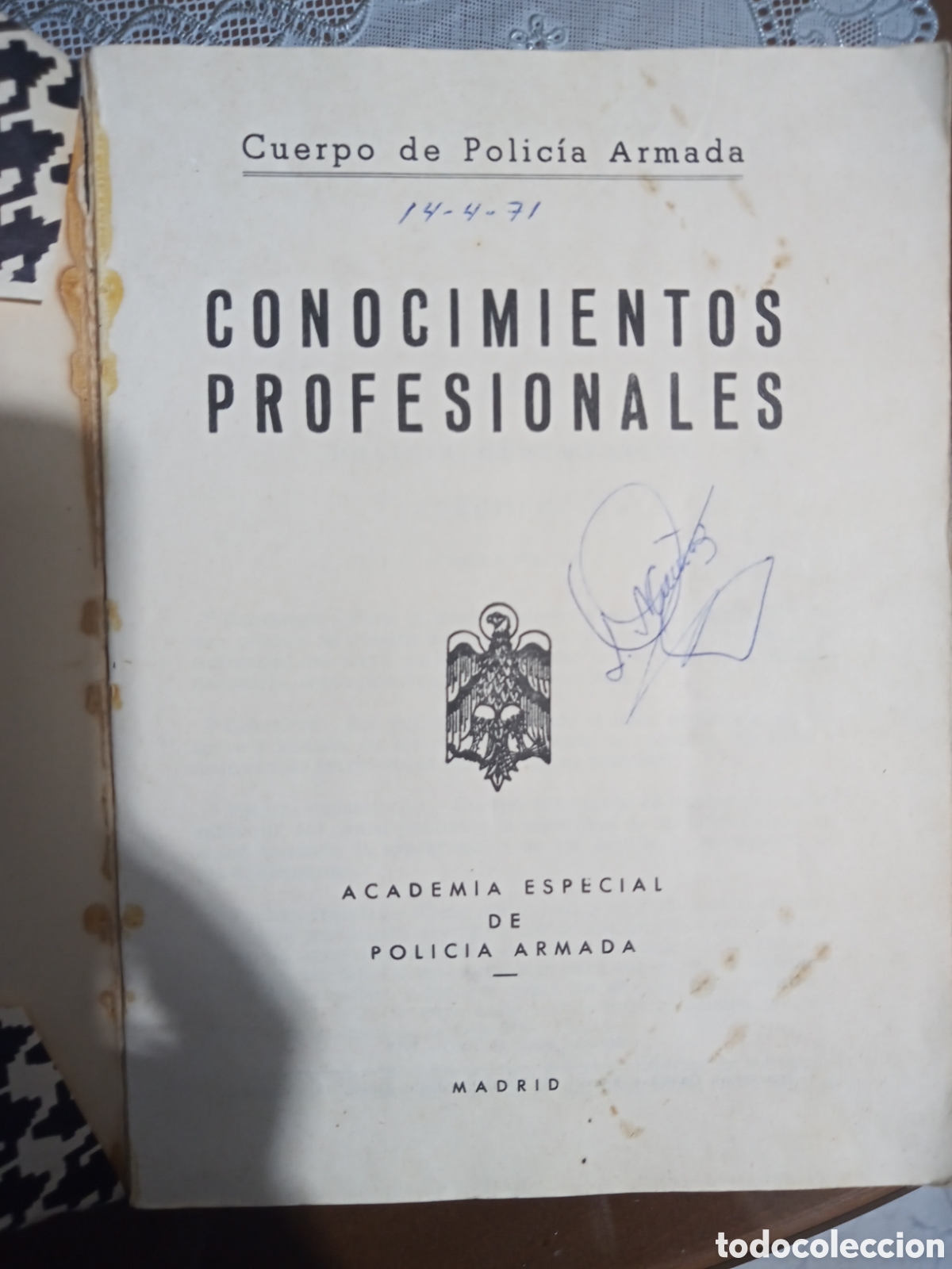 Libros de segunda mano: Conocimientos Profesionales&rdquo;, editado por la Academia Especial de la Polic&iacute;a Armada.