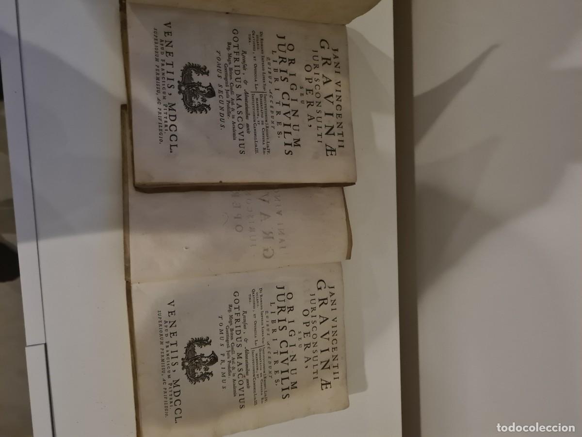 Libros de segunda mano: 2 Tomos pergamino 1750 GRAVINA originum juris civilis exlibris s XVIII