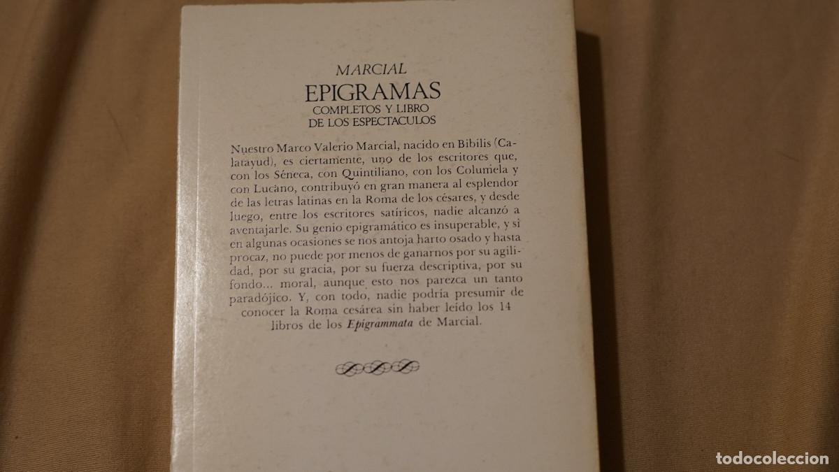 Libros de segunda mano: Marcial - Epigramas completos y libros de los espect&aacute;culos - Iberia 1976 - Foto 3
