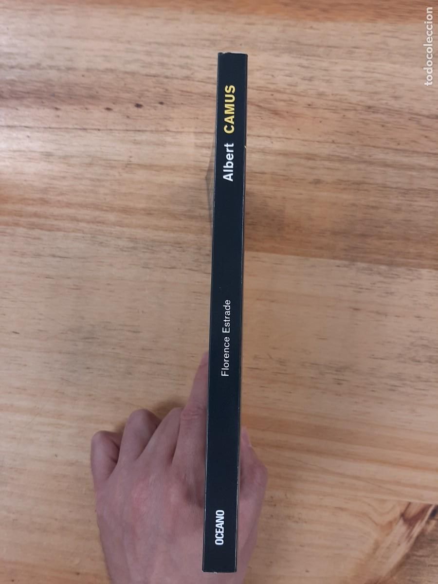 Libros de segunda mano: El lector de... Albert Camus - Florence Estrade - Oc&eacute;ano, 2002 - Foto 2