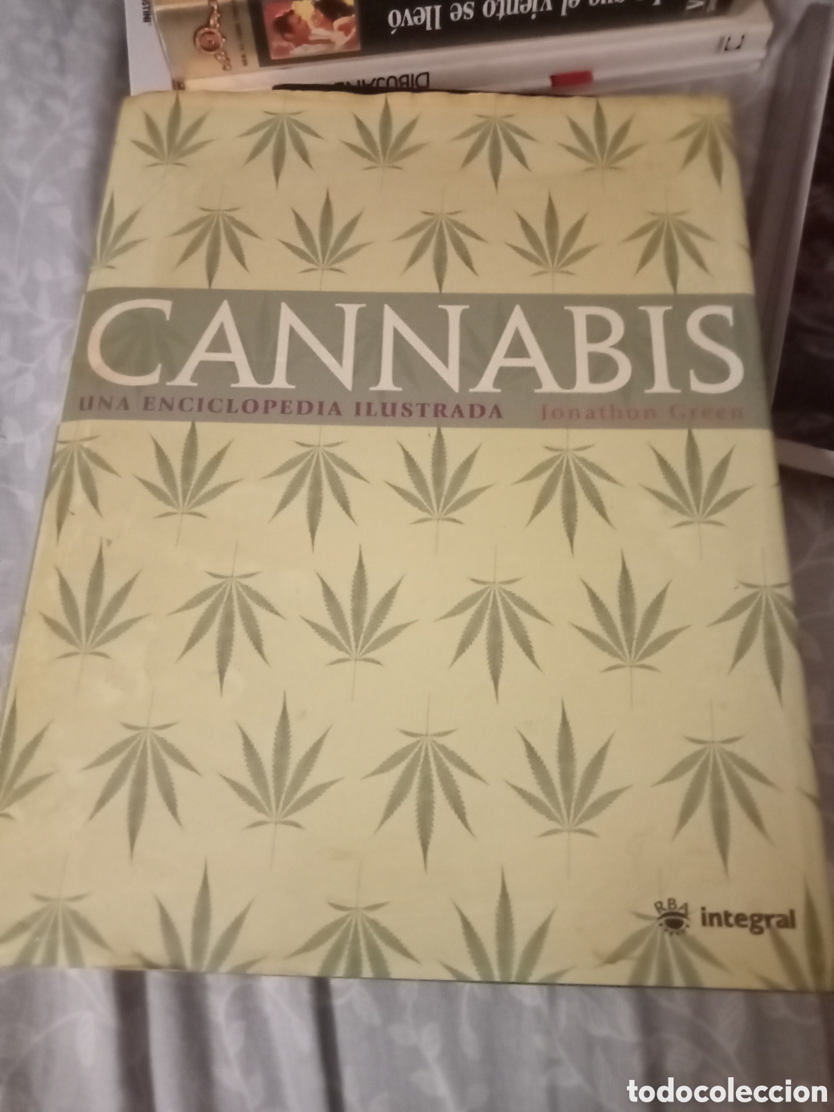 Libros de segunda mano: Jonathan Green. Cannabis una enciclopedia ilustrada. Integral