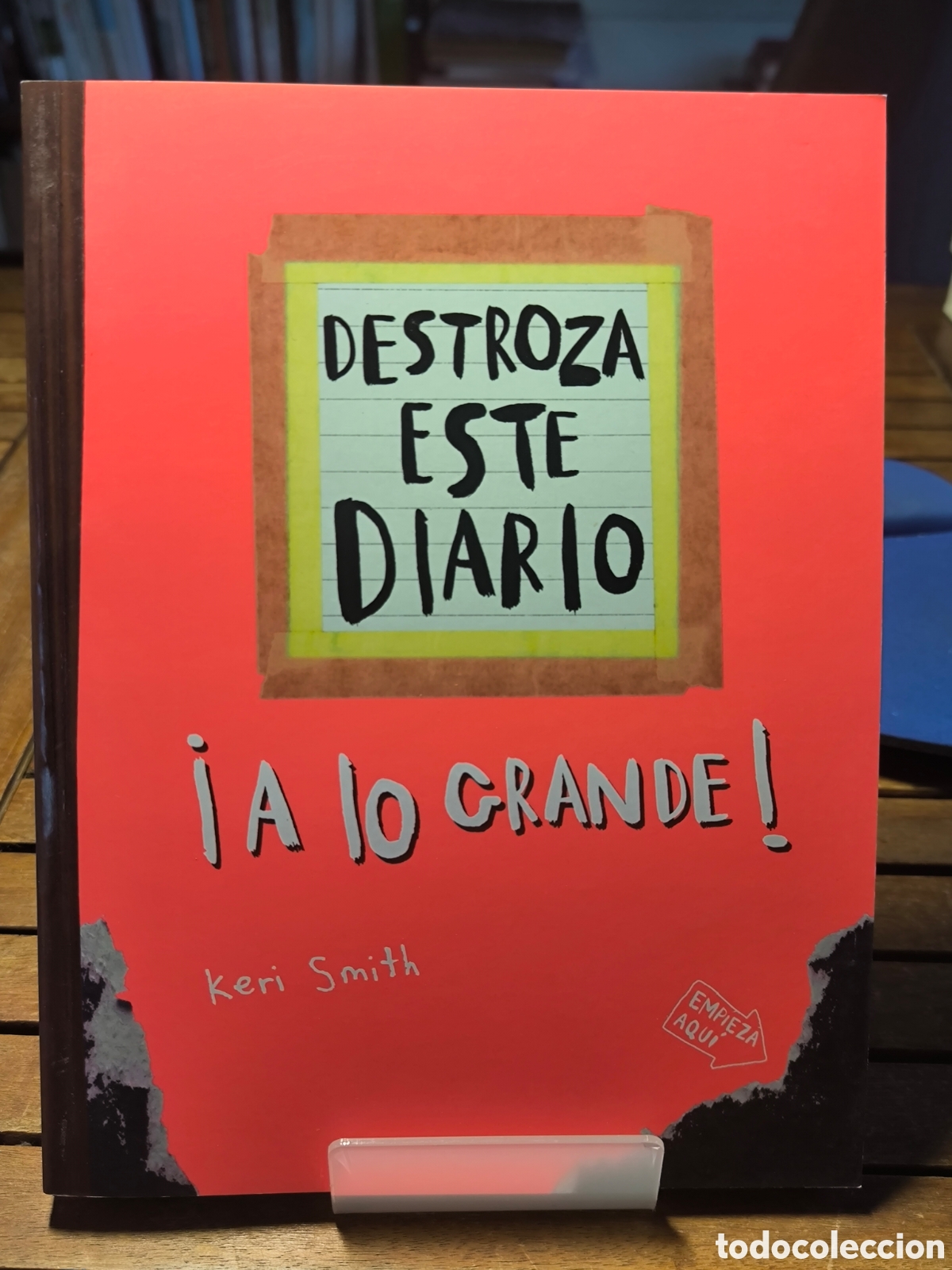 Libros de segunda mano: Destroza este diario. A lo grande - Naranja fl&uacute;or Keri Smith 2025