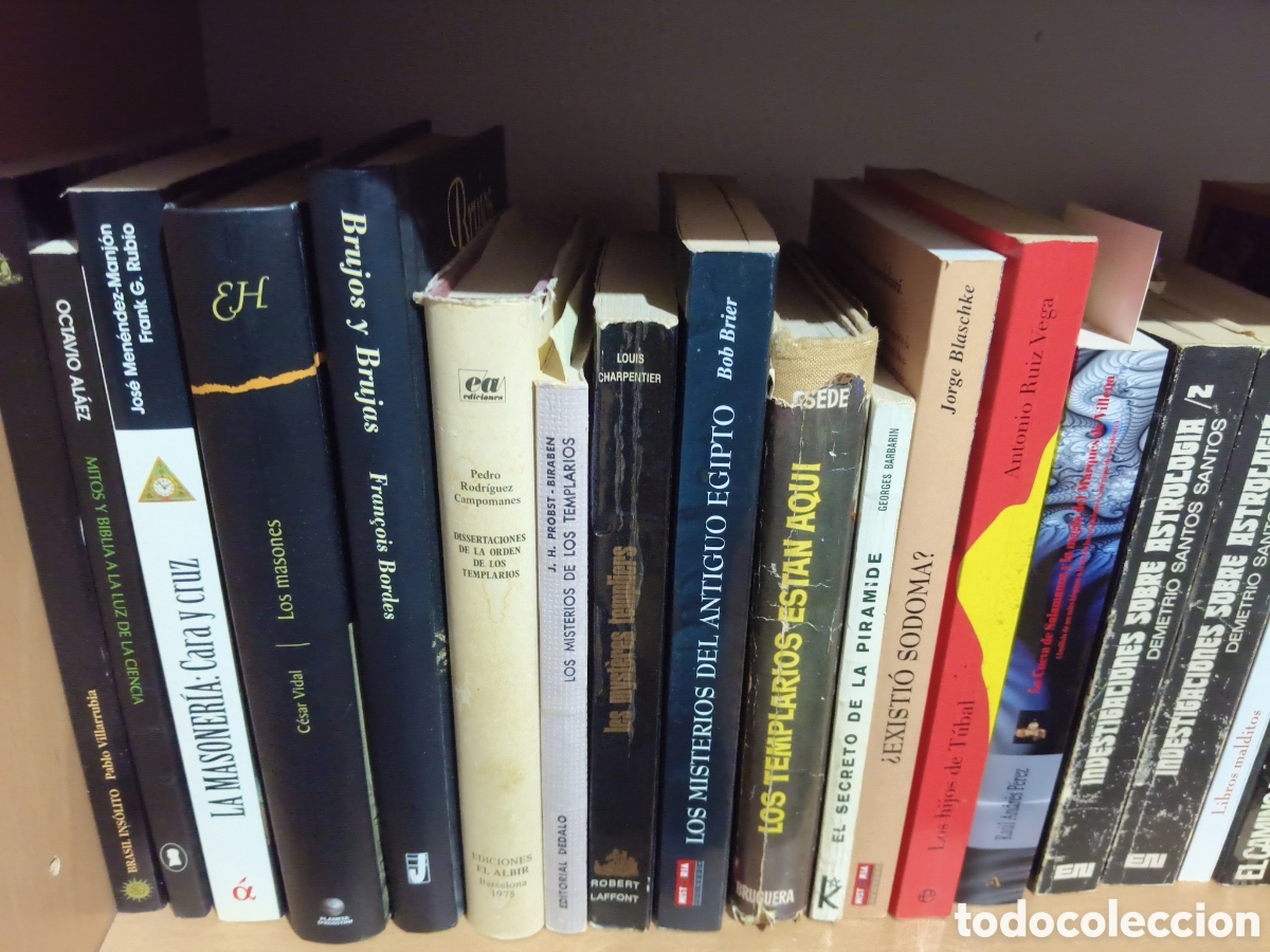 Libros de segunda mano: Pack Astrolog&iacute;a Masoner&iacute;a y Templarios (31 libros)