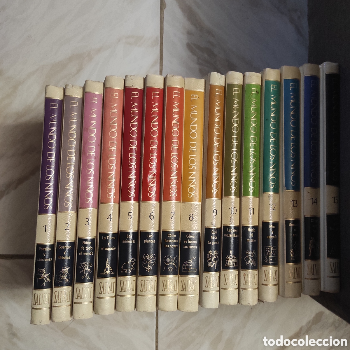 Libros de segunda mano: Colecci&oacute;n completa &ldquo;EL MUNDO DE LOS NI&Ntilde;OS&rdquo; &ndash; 15 tomos (1973)