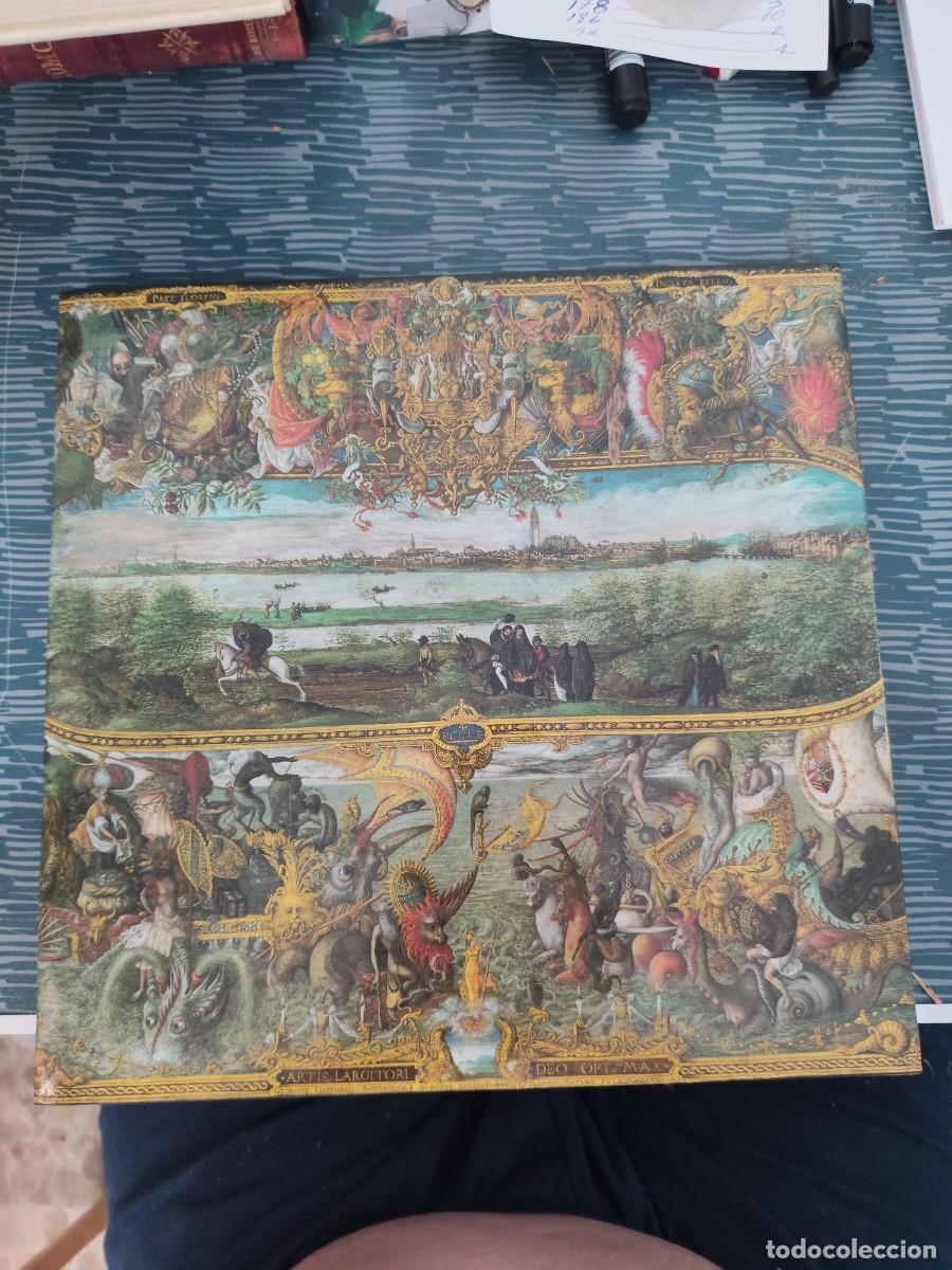 Libros de segunda mano: ICONOGRAF&Iacute;A DE SEVILLA,TOMO I,1400-1600,MARIA DOLORES CABRA LOREDO,, EDICIONES EL VISO,1988,226 PAG.