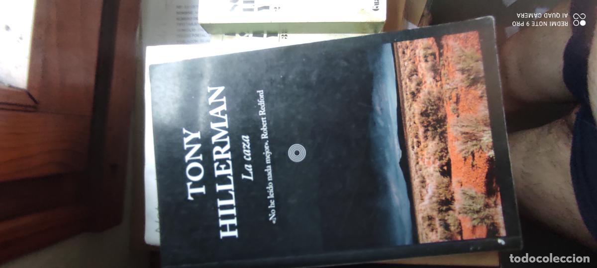 Libros de segunda mano: La caza - Hillerman, Tony