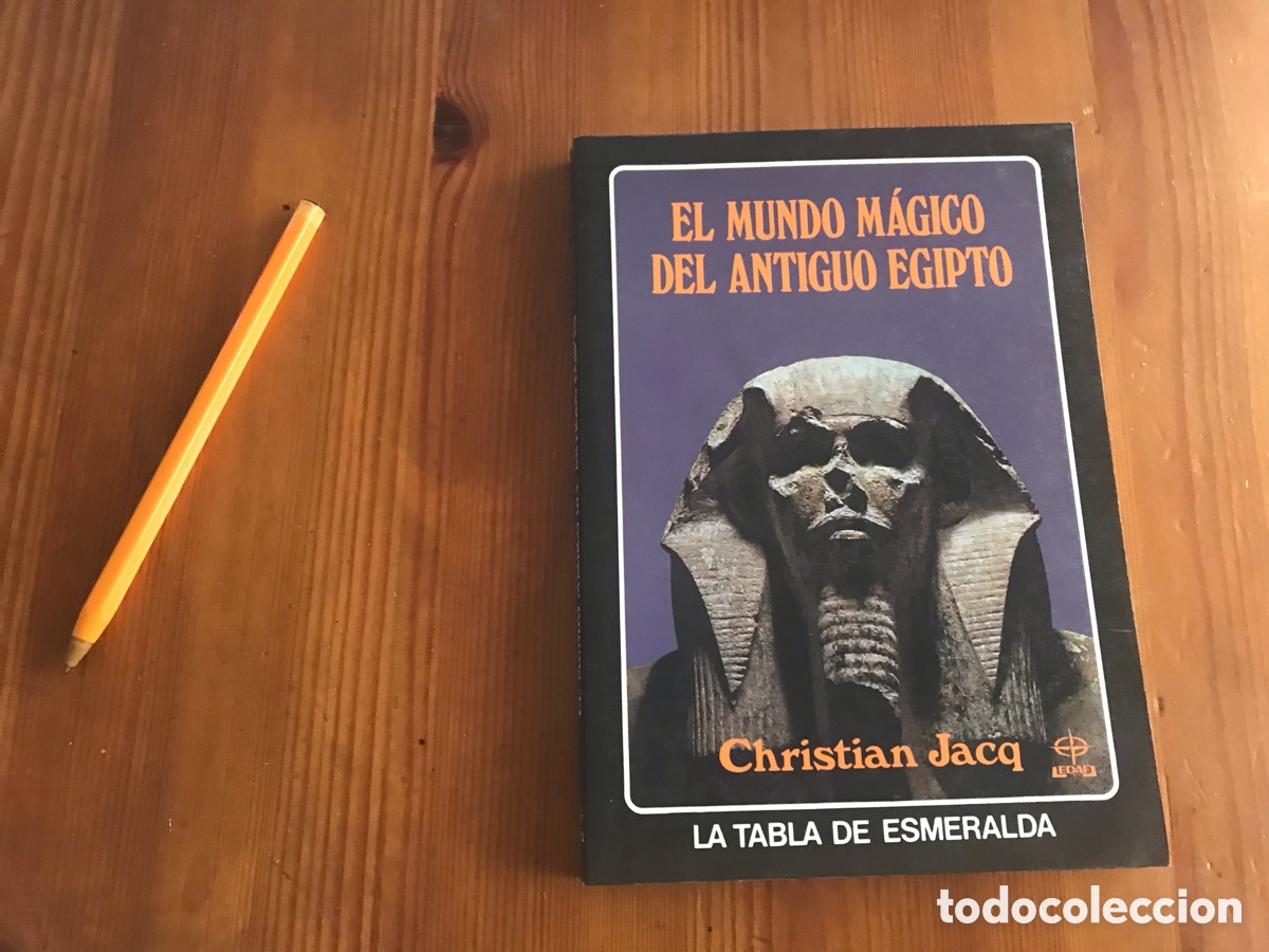Libros de segunda mano: El mundo m&aacute;gico del antiguo Egipto. Christian Jacq. Edaf. La tabla de esmeralda