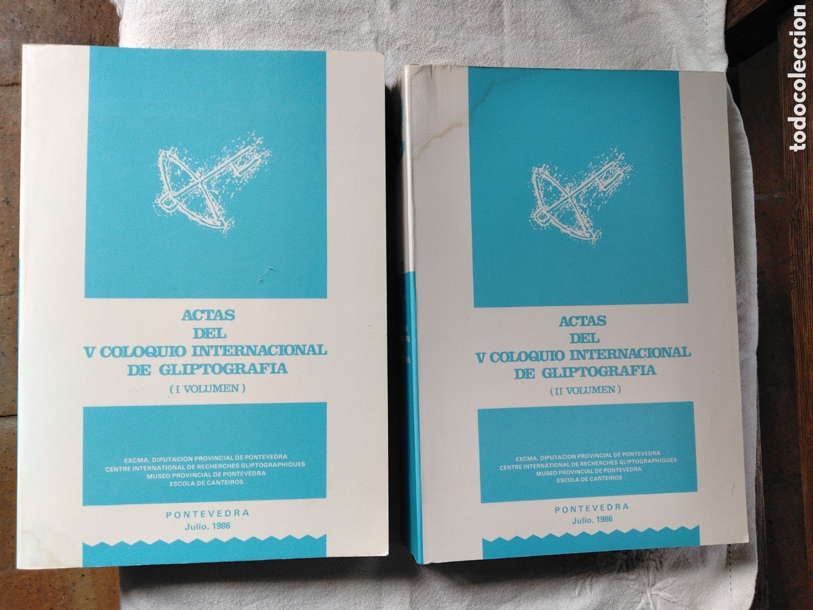 Livres d'occasion: Actas del V Congreso Internacional de Gliptograf&iacute;a. Volumen I y II.